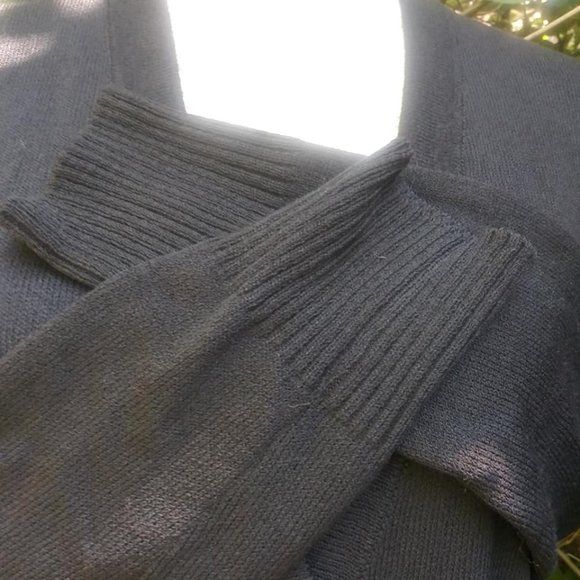 St. John Caviar Wool Blend Cardigan Sweater Sz M - Picture 5 of 8